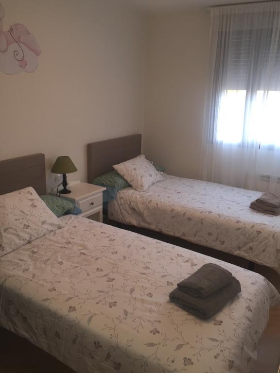 Alcañiz Apartamentos Mequedo מראה חיצוני תמונה